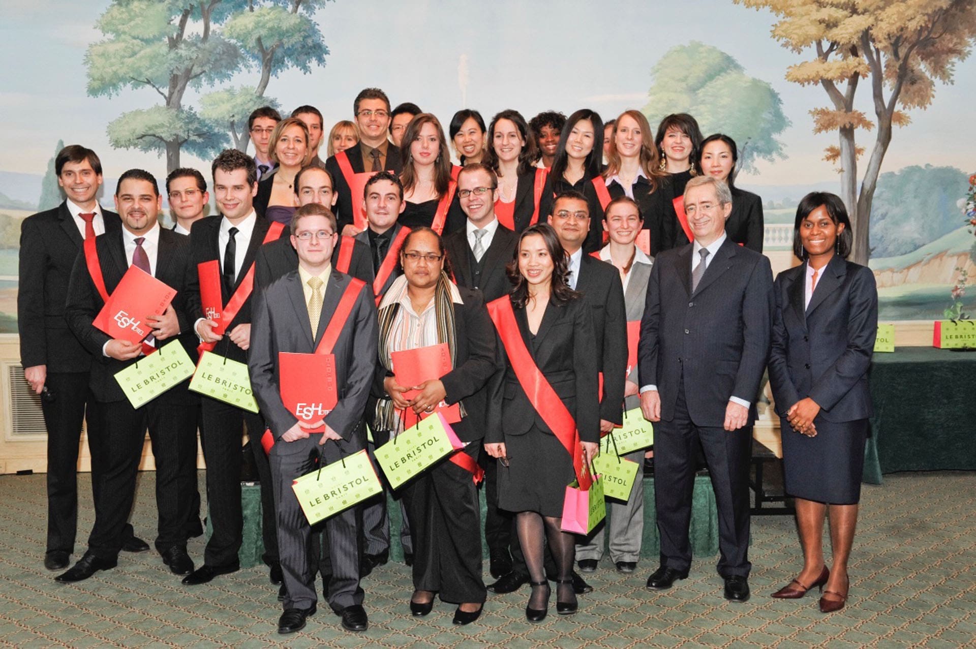 Remise des diplômes au Bristol - ESH