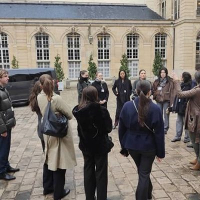 Luxury_Hotelschool_Visite_Hotel_matignon-2.jpg